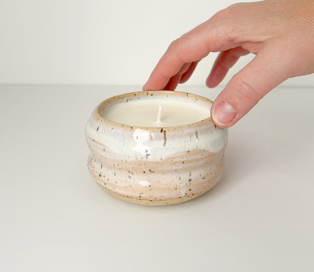 Pottery - Red current and thyme candle - Image 2